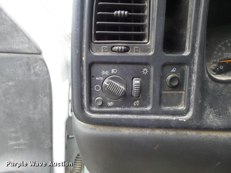 image for item DB6375 2003 Chevrolet Silverado 1500 Ext. Cab pickup truck