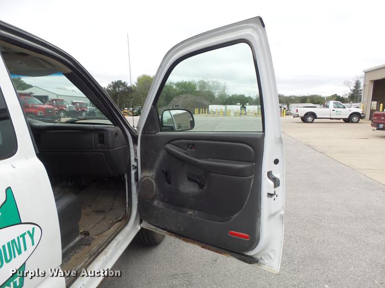 image for item DB6375 2003 Chevrolet Silverado 1500 Ext. Cab pickup truck