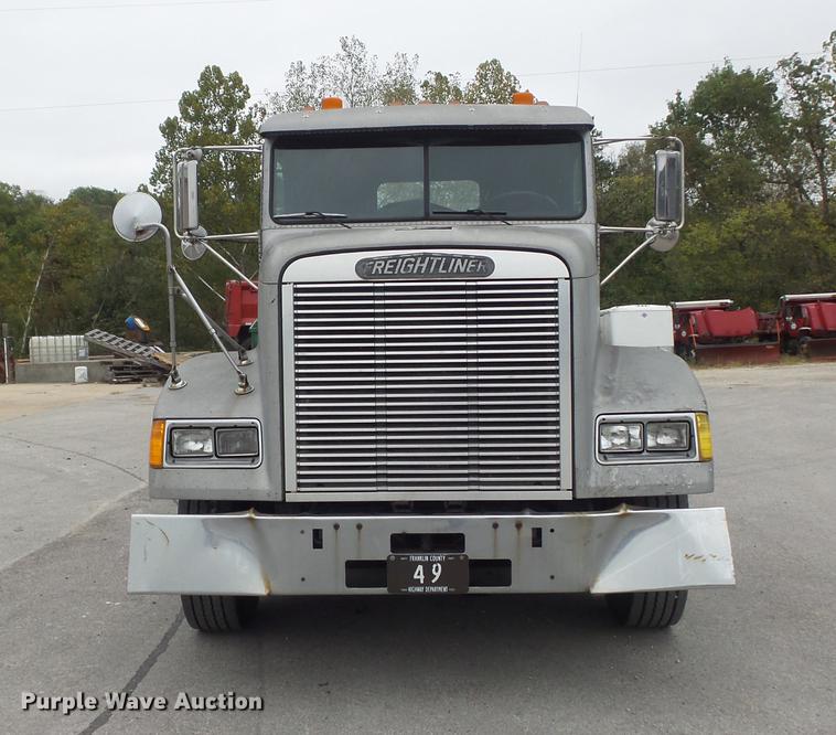 image for item DB6376 1992 Freightliner FLD semi truck
