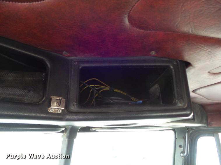 image for item DB6376 1992 Freightliner FLD semi truck