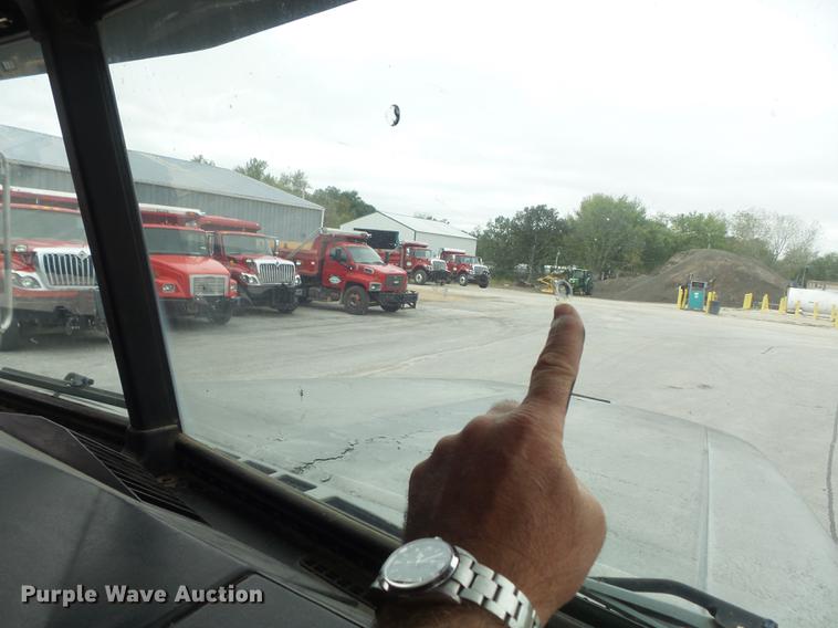 image for item DB6376 1992 Freightliner FLD semi truck