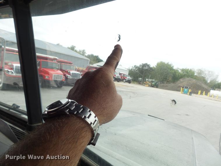 image for item DB6376 1992 Freightliner FLD semi truck