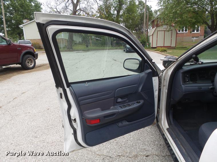 image for item DB6380 1999 Ford Crown Victoria Police Interceptor