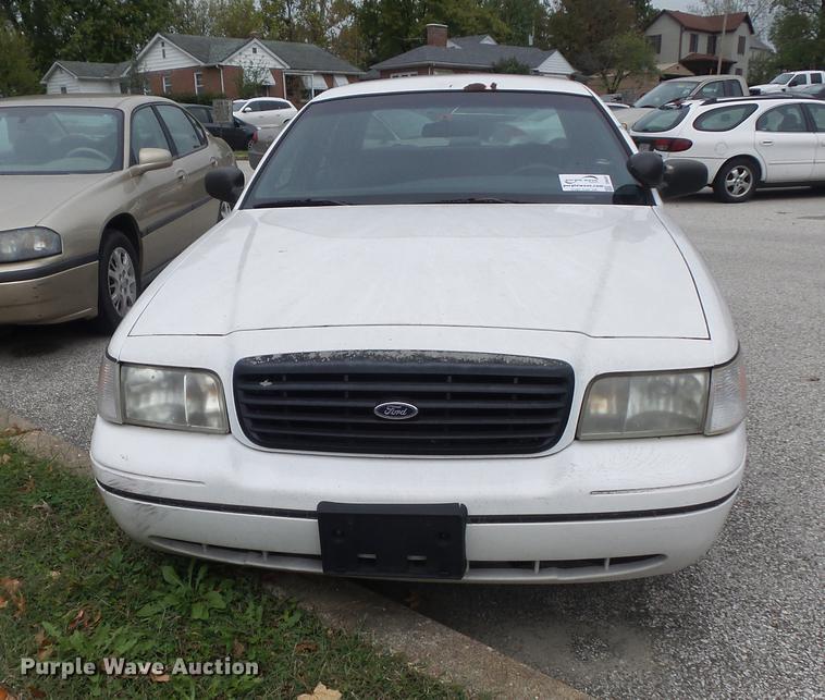 image for item DB6381 2000 Ford Crown Victoria Police Interceptor