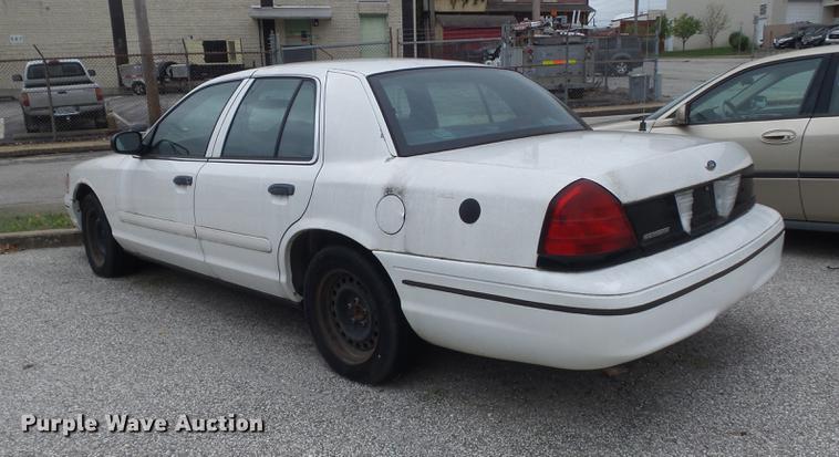 image for item DB6381 2000 Ford Crown Victoria Police Interceptor