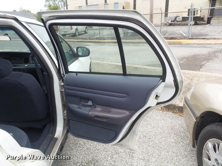 image for item DB6381 2000 Ford Crown Victoria Police Interceptor