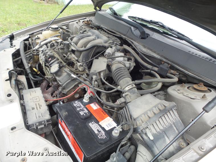 image for item DB6382 2005 Ford Taurus SE