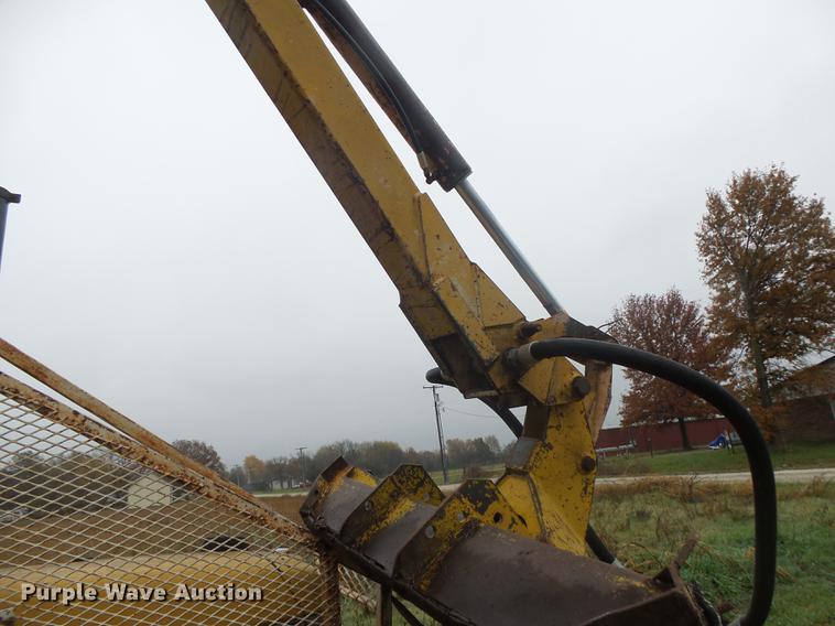 image for item DB7346 John Deere 2755 tractor