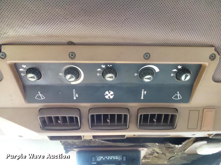 image for item DB7346 John Deere 2755 tractor