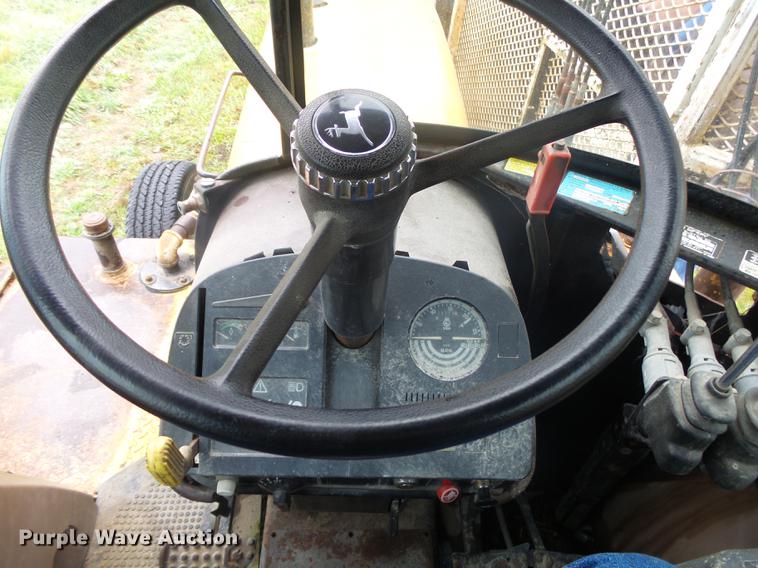 image for item DB7346 John Deere 2755 tractor
