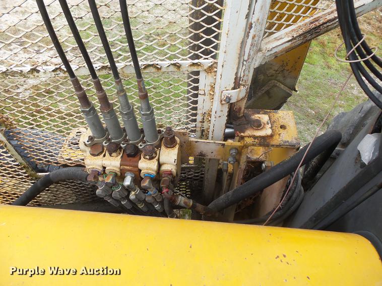 image for item DB7346 John Deere 2755 tractor