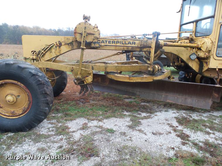 image for item DB7347 Caterpillar 120 rigid frame motor grader