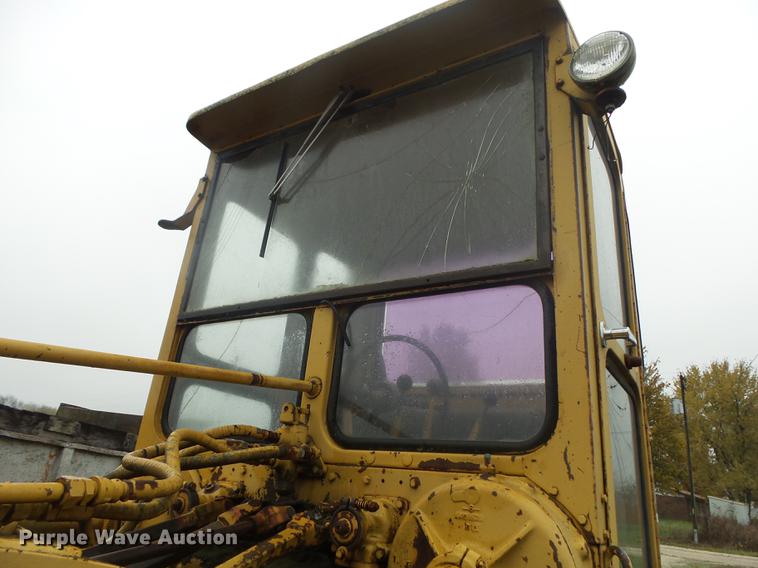 image for item DB7347 Caterpillar 120 rigid frame motor grader