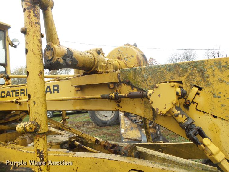 image for item DB7347 Caterpillar 120 rigid frame motor grader