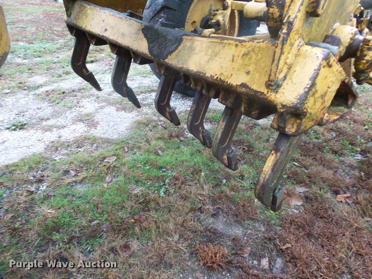 image for item DB7347 Caterpillar 120 rigid frame motor grader