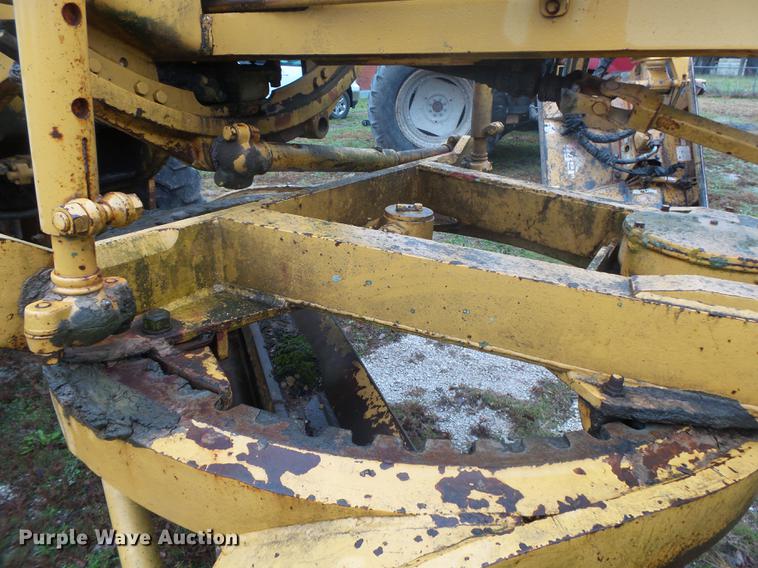 image for item DB7347 Caterpillar 120 rigid frame motor grader