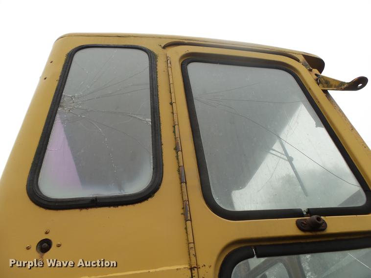 image for item DB7347 Caterpillar 120 rigid frame motor grader