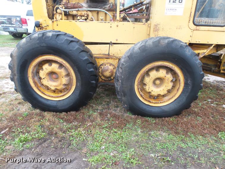 image for item DB7347 Caterpillar 120 rigid frame motor grader