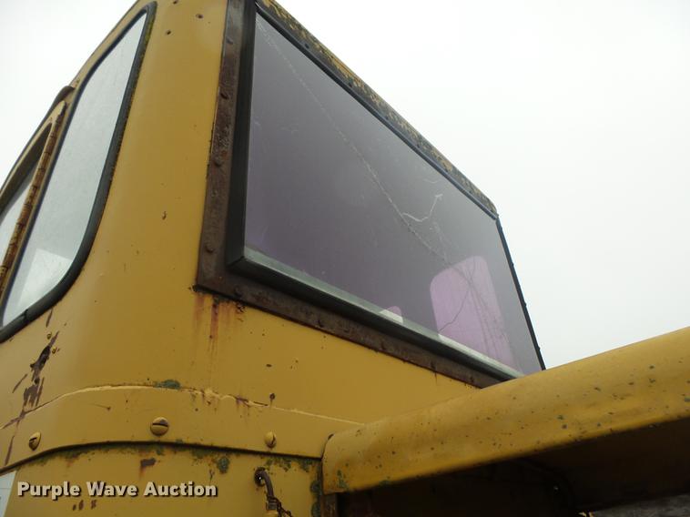 image for item DB7347 Caterpillar 120 rigid frame motor grader