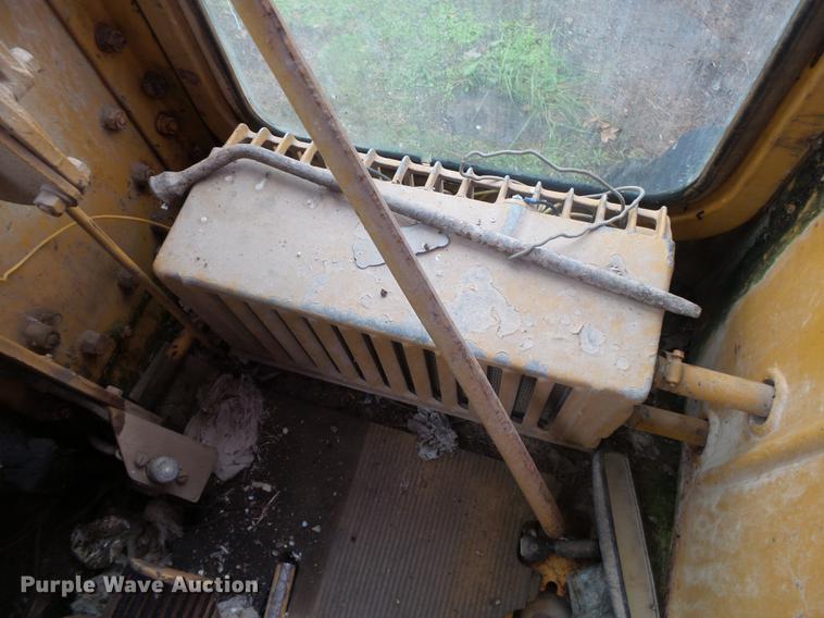 image for item DB7347 Caterpillar 120 rigid frame motor grader