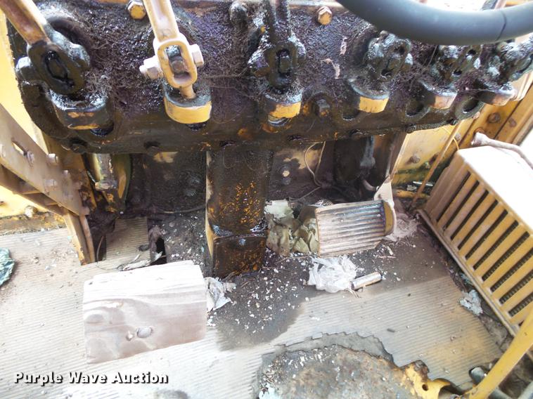 image for item DB7347 Caterpillar 120 rigid frame motor grader