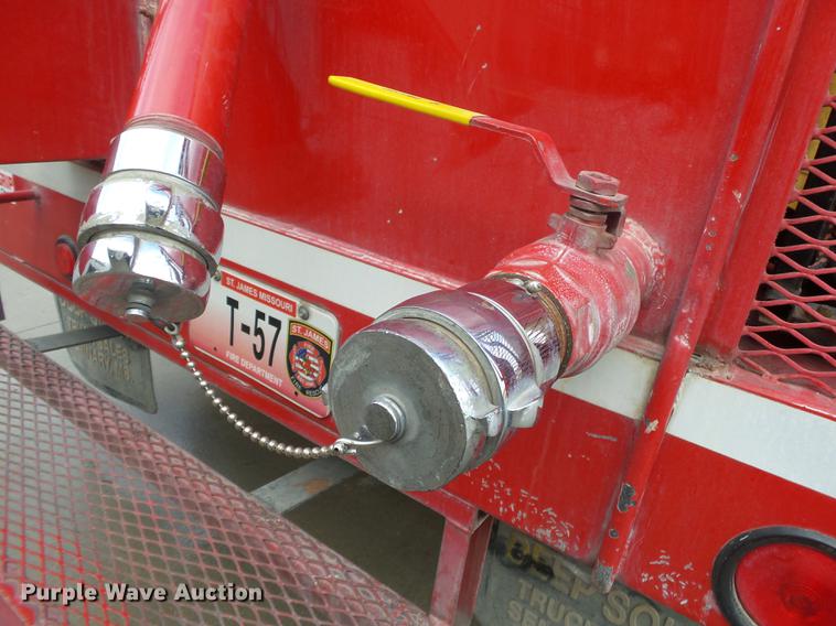 image for item DB7353 1991 Ford LN8000 tank truck