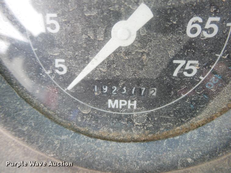 image for item DB7353 1991 Ford LN8000 tank truck