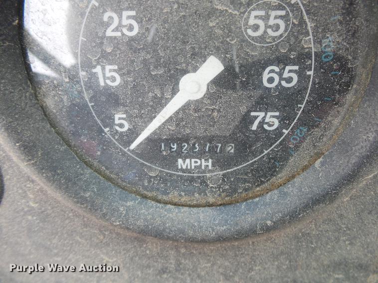 image for item DB7353 1991 Ford LN8000 tank truck