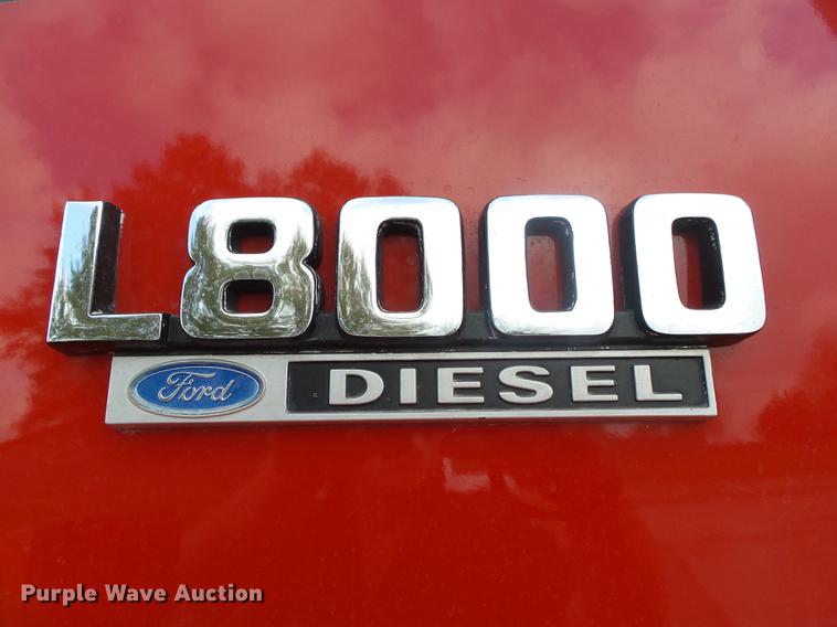 image for item DB7353 1991 Ford LN8000 tank truck