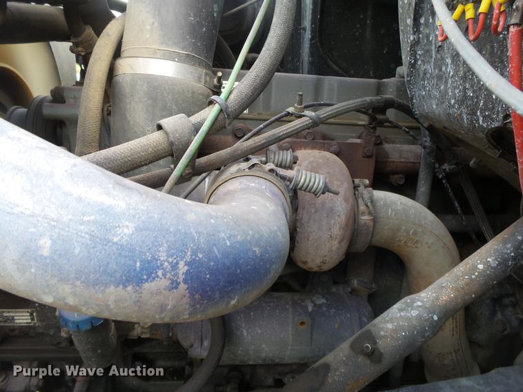 image for item DB7353 1991 Ford LN8000 tank truck