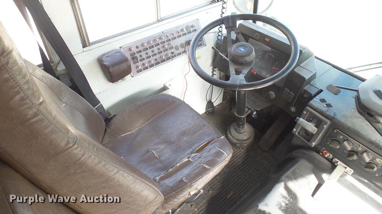 image for item DC1843 2000 Blue Bird TC2000 school bus