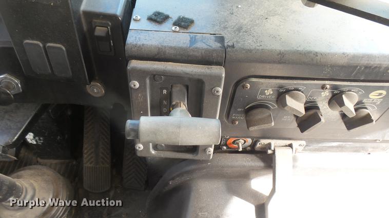 image for item DC1843 2000 Blue Bird TC2000 school bus