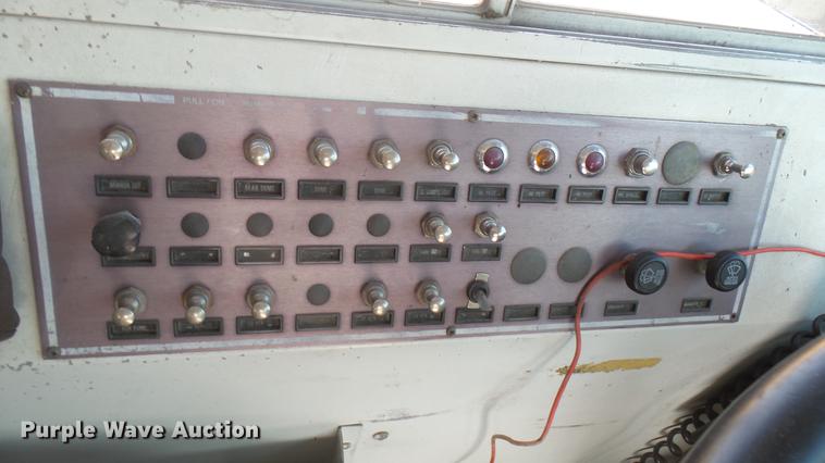 image for item DC1843 2000 Blue Bird TC2000 school bus