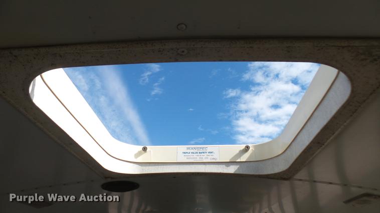 image for item DC1843 2000 Blue Bird TC2000 school bus