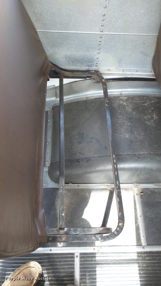 image for item DC1843 2000 Blue Bird TC2000 school bus