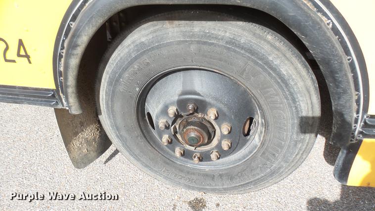 image for item DC1843 2000 Blue Bird TC2000 school bus