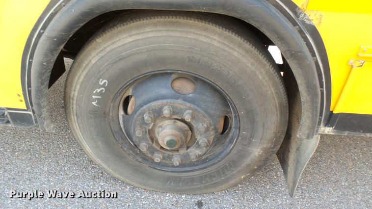 image for item DC1843 2000 Blue Bird TC2000 school bus