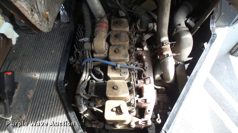 image for item DC1844 1998 Blue Bird TC2000 school bus