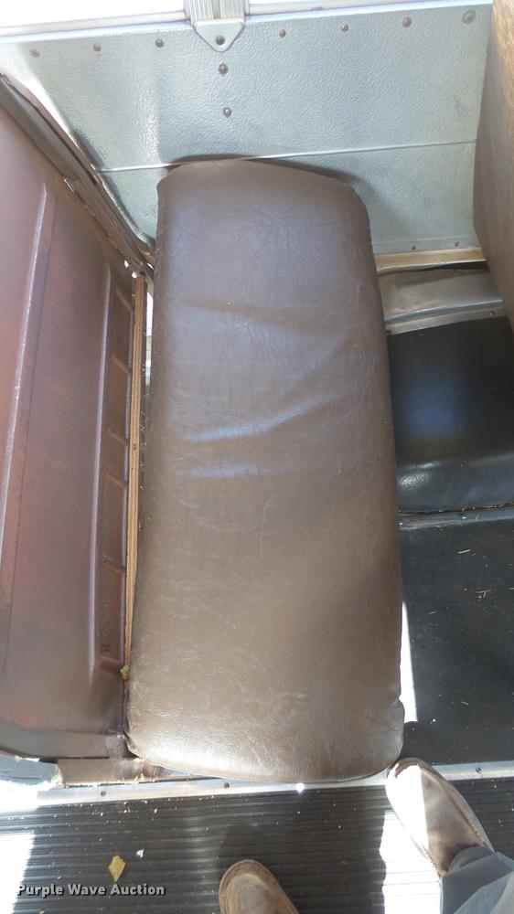 image for item DC1844 1998 Blue Bird TC2000 school bus