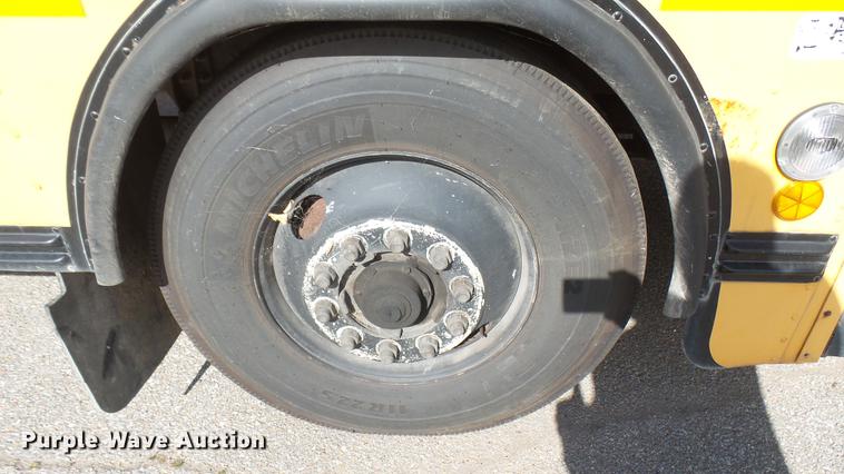 image for item DC1844 1998 Blue Bird TC2000 school bus