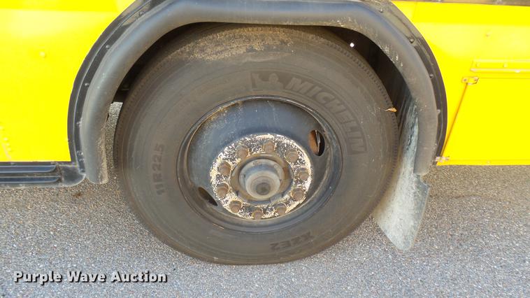 image for item DC1844 1998 Blue Bird TC2000 school bus