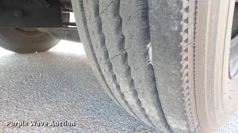 image for item DC1844 1998 Blue Bird TC2000 school bus