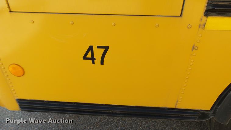 image for item DC1844 1998 Blue Bird TC2000 school bus