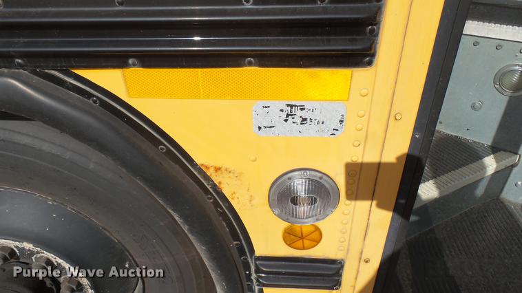 image for item DC1844 1998 Blue Bird TC2000 school bus