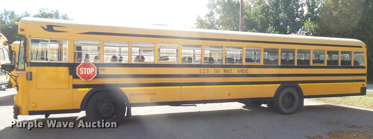 image for item DC1845 2000 Blue Bird TC2000 school bus