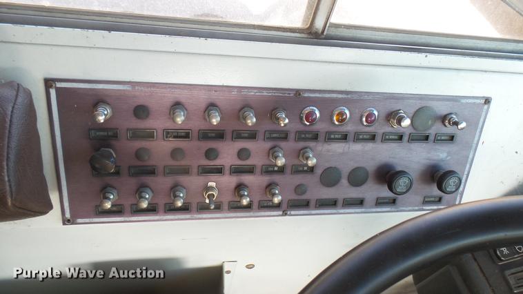 image for item DC1845 2000 Blue Bird TC2000 school bus