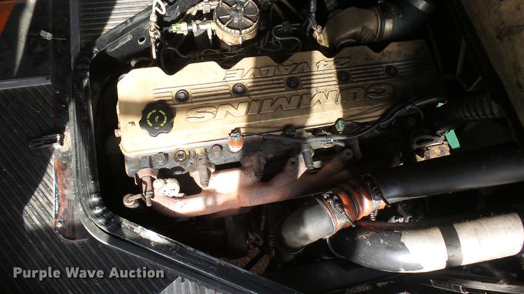 image for item DC1845 2000 Blue Bird TC2000 school bus