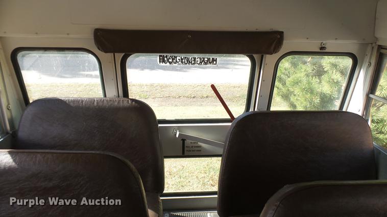 image for item DC1845 2000 Blue Bird TC2000 school bus