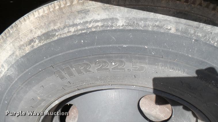 image for item DC1845 2000 Blue Bird TC2000 school bus