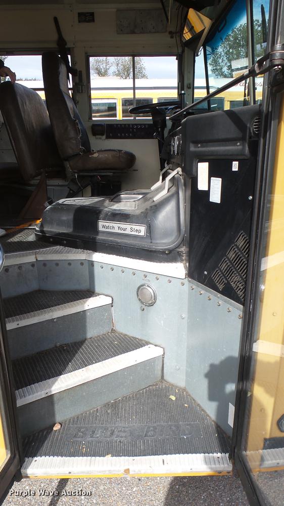 image for item DC1846 1999 Blue Bird TC2000 school bus